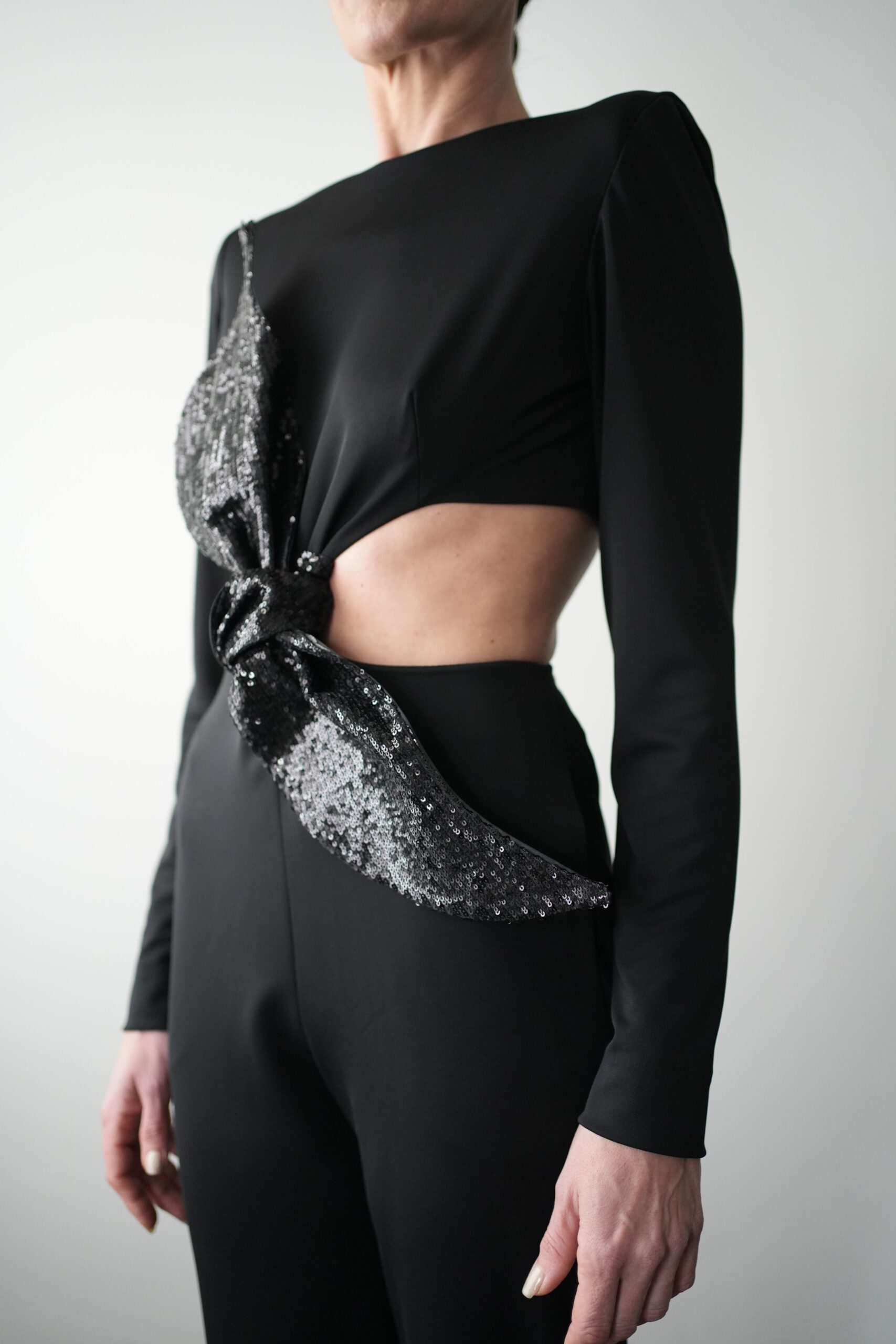 190-Bow-jumpsuit-Veintitres.01-Collection-Flamenco-Fashion-1.jpg