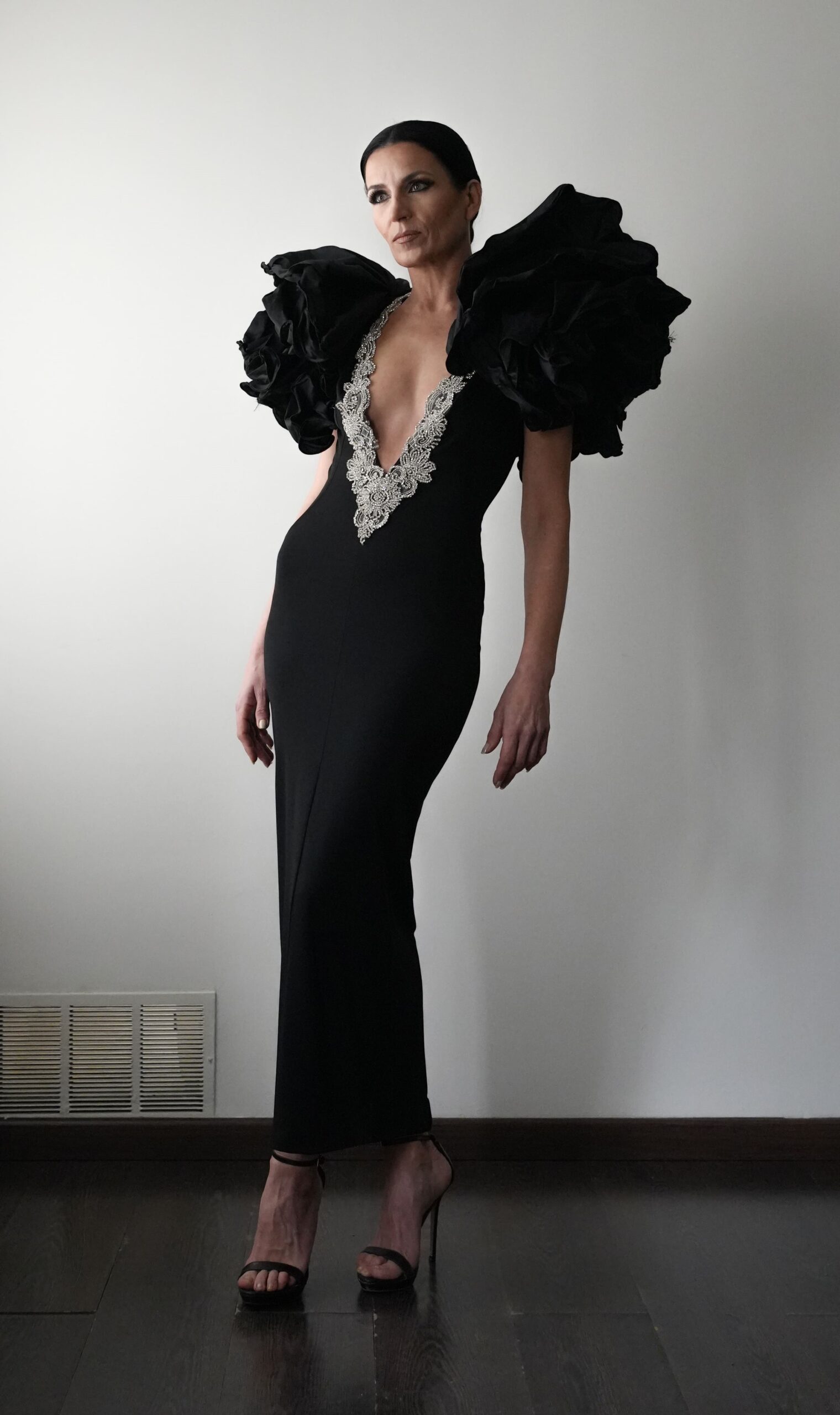 203-Volume-dress-on-the-shoulders-veintitres.01-Collection-Flamenco-Fashion-2022-1.jpg