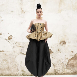 Conjunto tafetán moca corpiño peplum patantalón japo