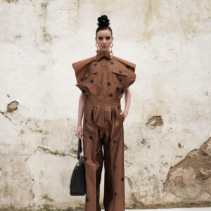 Conjunto pantalón tafetan camisa lunares estampados