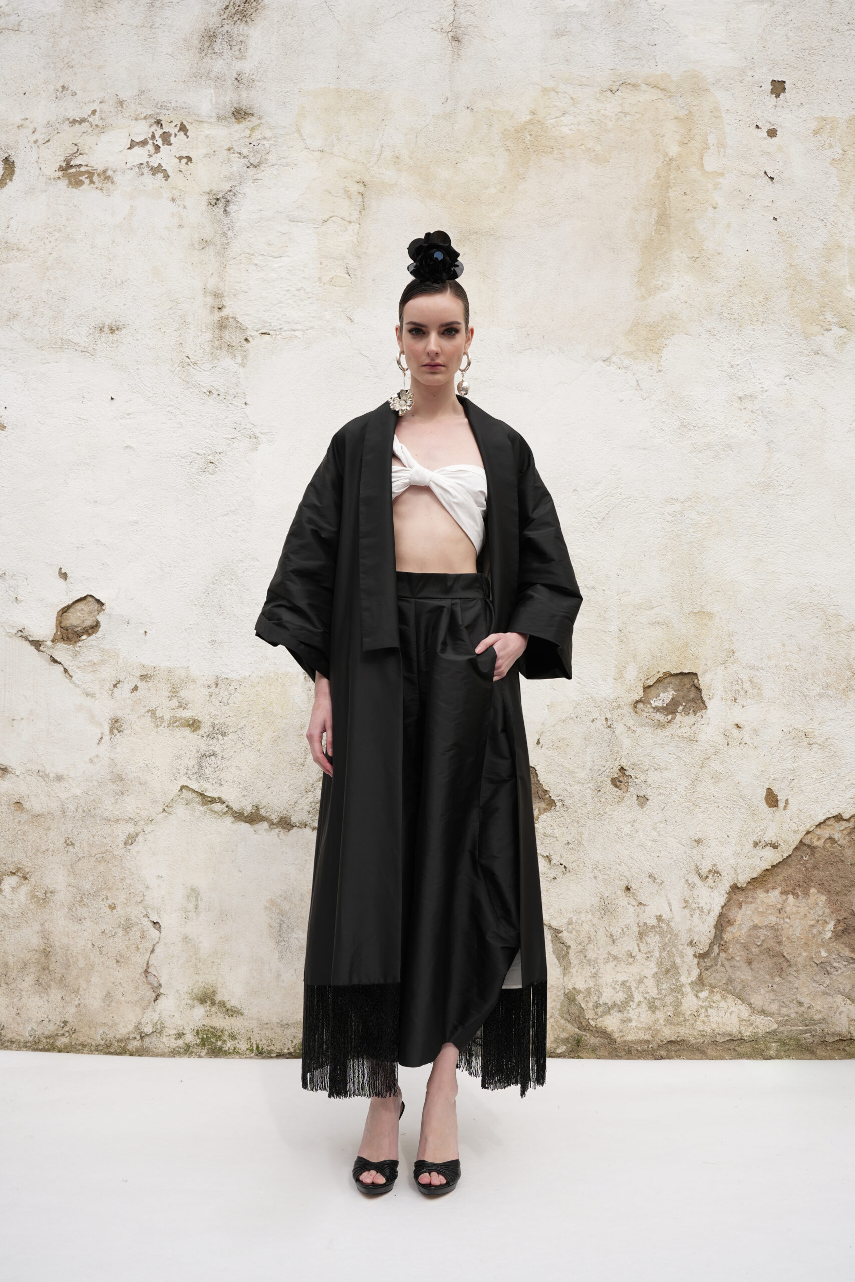 Conjunto negro largo flecos